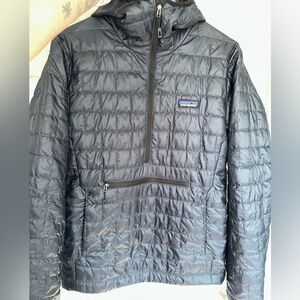 GUC Men’s small Patagonia nano black bivy pullover